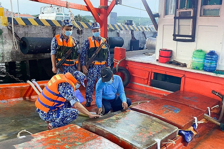 Quyết liệt triển khai việc theo dõi, nắm bắt tình hình thị trường, diễn biến cung cầu, giá bán xăng dầu