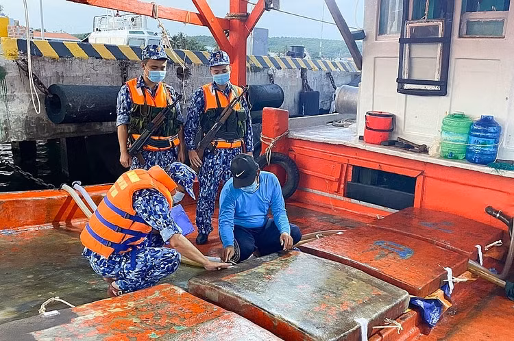 Quyết liệt triển khai việc theo dõi, nắm bắt tình hình thị trường, diễn biến cung cầu, giá bán xăng dầu