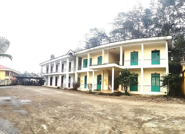 Việc bố trí, sắp xếp, xử lý tài sản phải phù hợp với đối tượng quản lý, sử dụng, tính chất, đặc điểm của tài sản. 