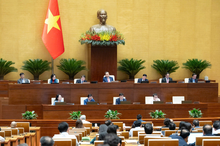 Ngày 31/10, Quốc hội thảo luận các dự án luật trong lĩnh vực an ninh, trật tự