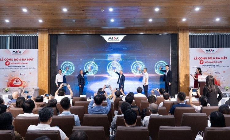 MISA AMIS OneAI là nền tảng AI hợp nhất tiên phong "Make in Vietnam" dành cho doanh nghiệp, đơn vị nhà nước, trường đại học, bệnh viện, hộ kinh doanh,... và gia đình.