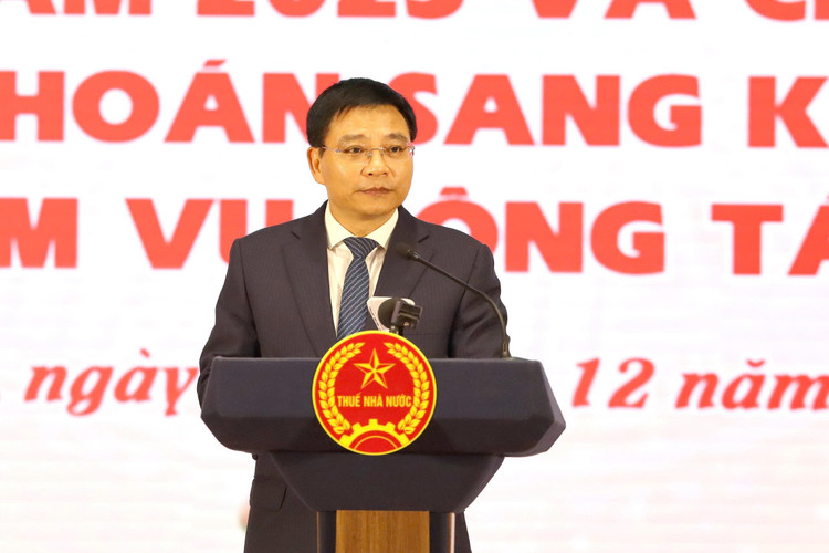 Bộ trưởng Bộ Tài chính Nguyễn Văn Thắng phát biểu chỉ đạo tại hội nghị. 