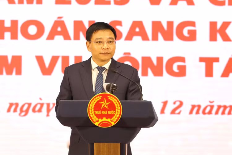 Bộ trưởng Bộ Tài chính Nguyễn Văn Thắng phát biểu chỉ đạo tại hội nghị. 