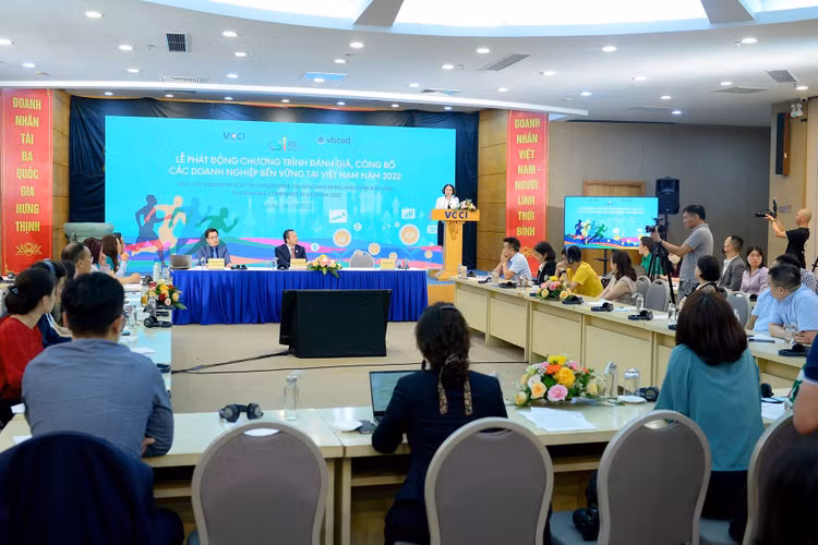 Khởi động Chương trình đánh giá, công bố doanh nghiệp phát triển bền vững tại Việt Nam 2022 