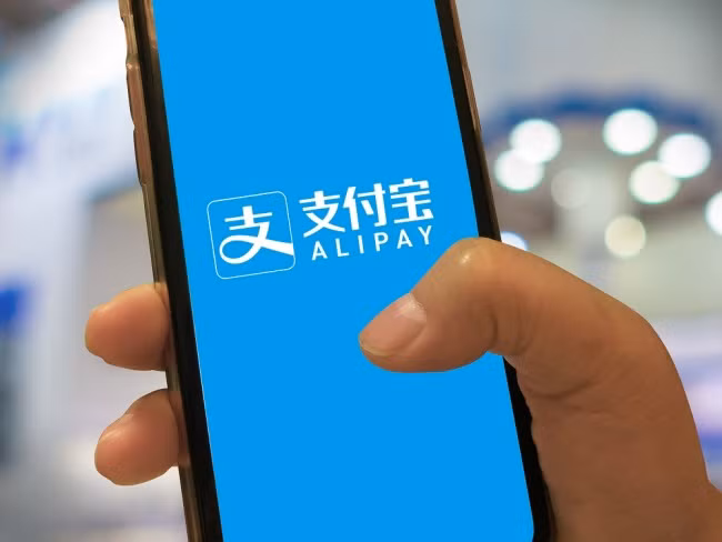 Một số tổ chức như ngân hàng, đơn vị cung ứng dịch vụ trung gian thanh toán đề xuất mô hình thí điểm hợp tác thanh toán với AliPay, Wechatpay, Unionpays, Nonghyup Bank... nhưng hiện thiếu cơ chế quản lý