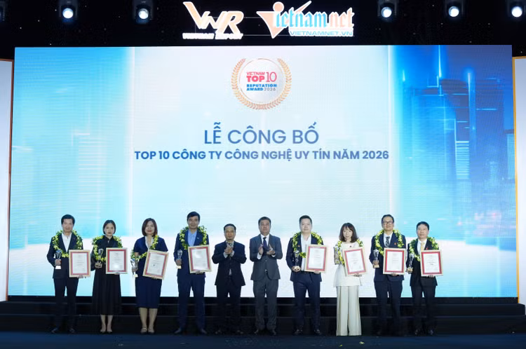 Công ty CP Hệ thống công nghệ ETC (ETC) được xếp hạng Top 3 Công ty công nghệ cung cấp sản phẩm, dịch vụ và giải pháp chuyển đổi số uy tín năm 2026, thuộc bảng xếp hạng Top 10 Công ty công nghệ uy tín do Công ty CP Báo cáo đánh giá Việt Nam (Vietnam Report) công bố