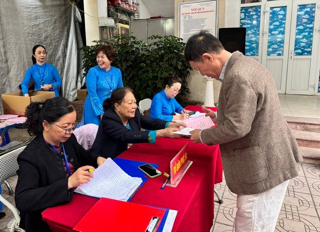 Kết thúc bầu cử, tỉ lệ cử tri cả nước tham gia bỏ phiếu đạt 99,68% - Ảnh: VGP