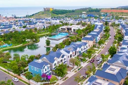 Sự ổn định dòng vốn FDI, cùng với việc đẩy mạnh hạ tầng, mang đến kỳ vọng tăng trưởng dài hạn bền vững cho thị trường bất động sản Việt Nam