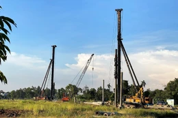 Vùng ven Hà Nội và TP.HCM cũng ghi nhận làn sóng khảo sát, chuyển nhượng dự án gia tăng nhanh chóng. Ảnh: Bảo Tín