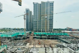 Trái phiếu địa ốc khởi sắc trở lại, nhưng vẫn là sân chơi của các "ông lớn". Ảnh: Bảo Tín