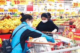 Chính sách giảm 2% thuế suất thuế giá trị gia tăng tiếp tục thực hiện đến hết năm 2026 với số tiền dự kiến giảm khoảng 121,74 nghìn tỷ đồng. Ảnh: Tiên Giang