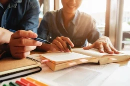 Gói thầu: Mua sắm thiết bị dạy học cho các trường tiểu học, THCS, tiểu học và THCS năm 2024 của Phòng Giáo dục và Đào tạo huyện Văn Lâm