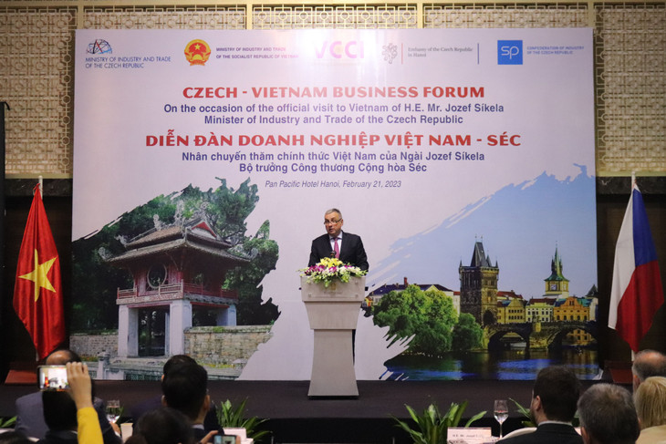 Ông Jozef Síkela - Bộ trưởng Công Thương Cộng hòa Séc phát biểu tại Diễn đàn Ông Jozef Síkela - Bộ trưởng Công Thương Cộng hòa Séc phát biểu tại Diễn đàn
