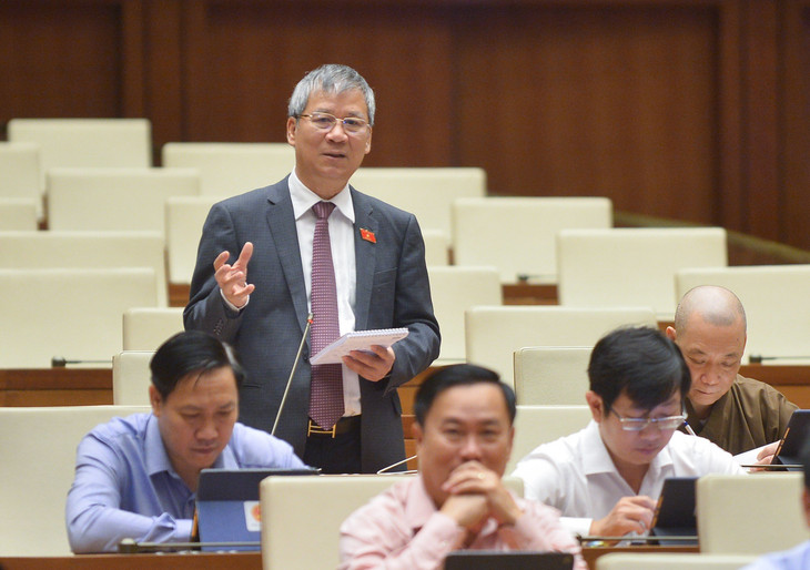 ĐBQH chuyên trách Nguyễn Anh Trí - nguyên Viện trưởng Viện Huyết học - Truyền máu Trung ương