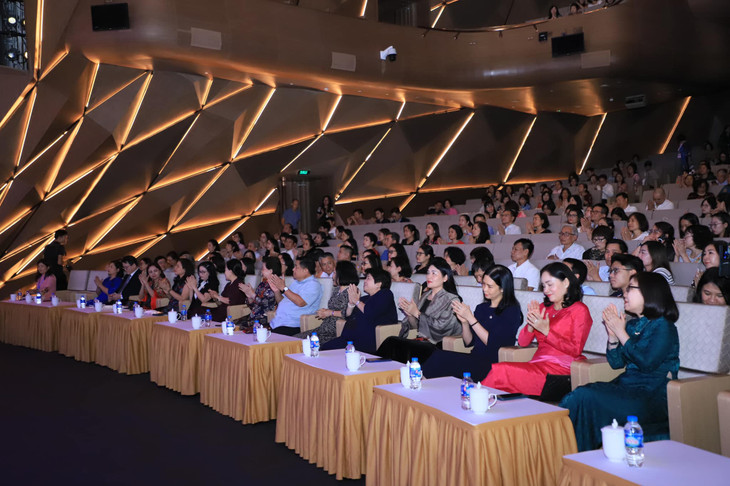 Các đại biểu tham dự Chương trình