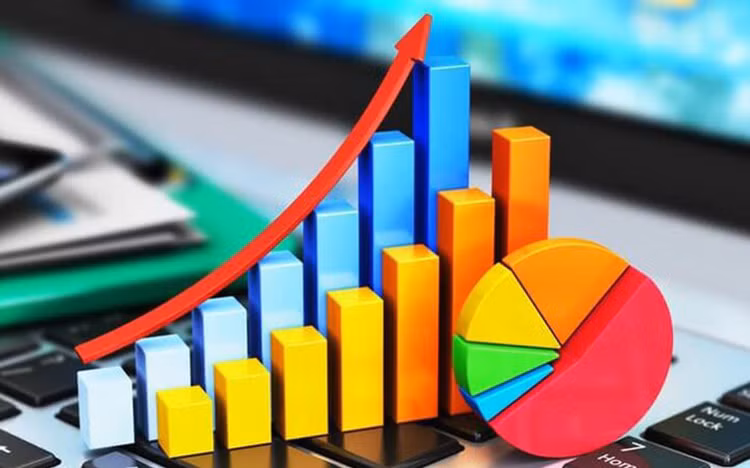 Phấn đấu tăng trưởng kinh tế năm 2025 đạt 8,3 - 8,5%, tạo nền tảng cho tăng trưởng giai đoạn 2026 - 2030 đạt hai con số.