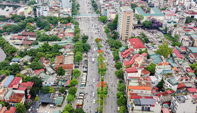 Tuyến Trần Khát Chân (dài hơn 500m) dự kiến lắp từ 10–20 trụ sạc