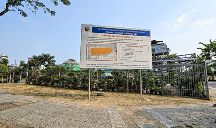 Hiện trạng khu đất có ký hiệu A1-1, nằm tại mặt tiền đường Võ Văn Kiệt