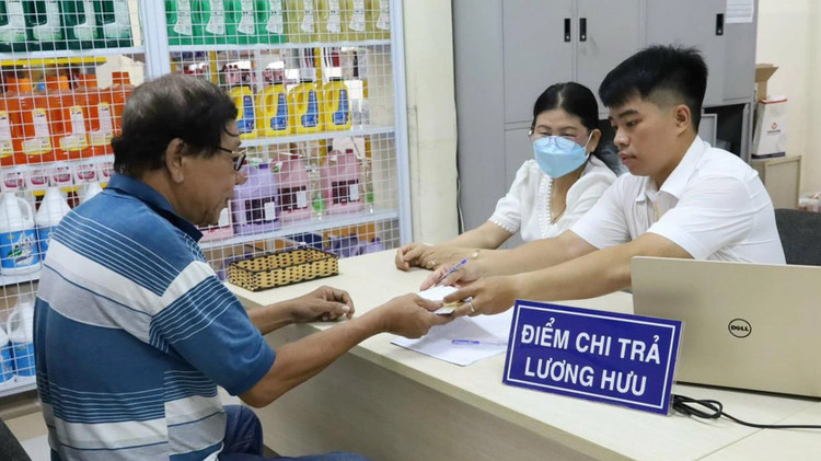 Theo Bộ Nội vụ, trong quý II có hơn 3,3 triệu người được hưởng lương hưu và trợ cấp bảo hiểm xã hội hàng tháng.