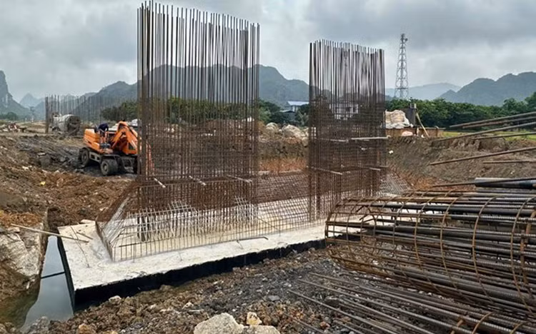 Thủ tướng thành lập 8 tổ công tác tháo gỡ vướng mắc, thúc đẩy tăng trưởng và giải ngân đầu tư công