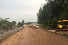 Gói thầu số 6 Xây dựng đường liên ấp LA.09 (kênh Quốc gia bờ Tây)