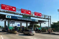 Gói thầu Đầu tư lắp mới đèn báo tình trạng làn trạm thu phí 