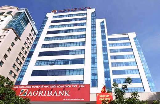 Agribank rao bán nợ của nhóm khách hàng thế chấp cổ phiếu EVN Finance