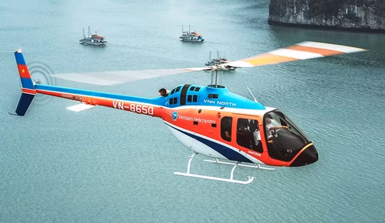 Máy bay trực thăng Bell-505 của Công ty Trực thăng miền Bắc thuộc Tổng công ty Trực thăng Việt Nam