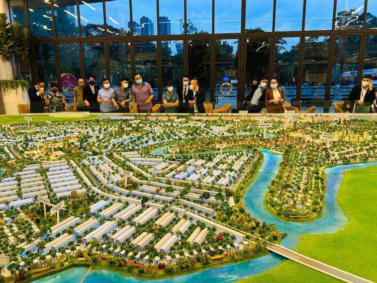 UBKT đề nghị không quy định bắt buộc giao dịch phải qua sàn. Ảnh chỉ mang tính minh họa. Nguồn Internet