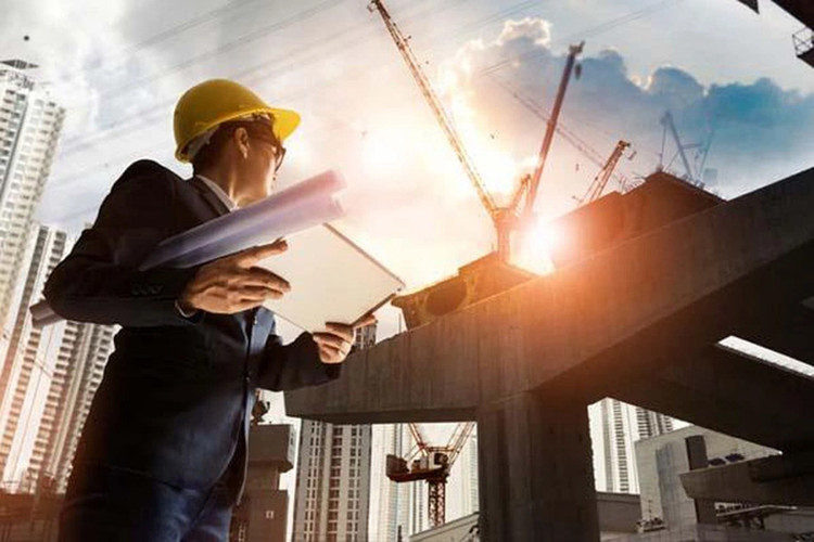 HSMT yêu cầu: chỉ huy trưởng công trường có tối thiểu 5 năm kinh nghiệm, đạt trình độ tối thiểu từ đại học (chuyên ngành kiến trúc sư hoặc thiết kế nội thất hoặc mỹ thuật ứng dụng). Ảnh chỉ mang tính minh họa. Nguồn Internet