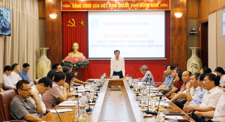 Phó Tổng giám đốc BHXH Đào Việt Anh chủ trì Hội nghị