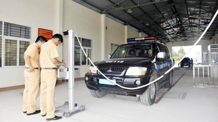 Bộ Công an tăng cường kiểm định viên hỗ trợ các trung tâm đăng kiểm bị quá tải. Ảnh chỉ mang tính minh họa. Nguồn Internet