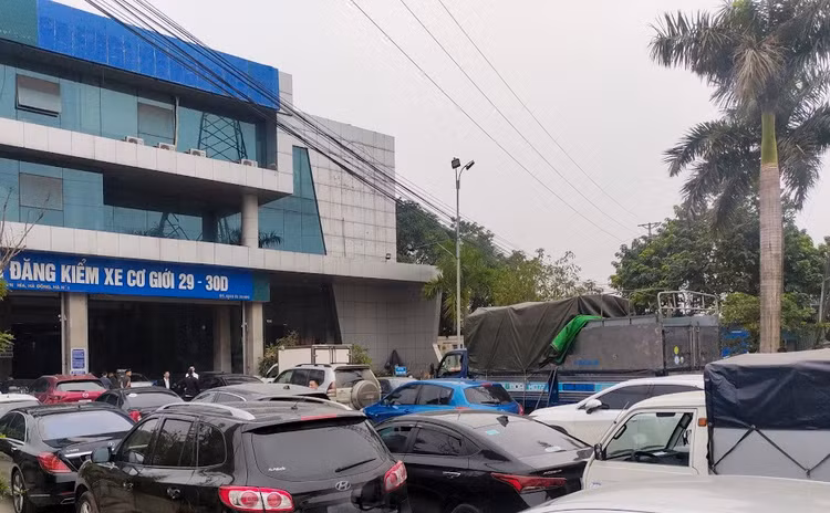 Hà Nội hiện còn 9 trung tâm đăng kiểm đang hoạt động