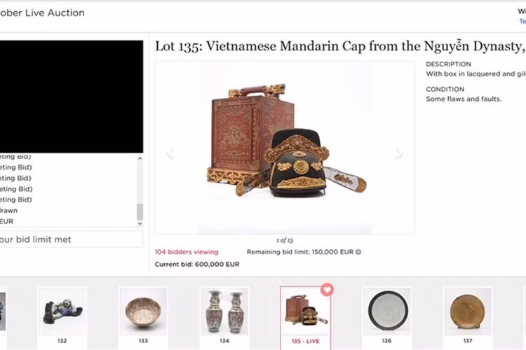 Mũ quan triều Nguyễn đã được bán với giá 600.000 Euro, gấp 1.000 lần giá khởi điểm