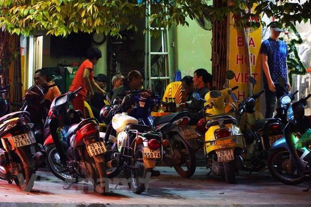 Các quán bia, bia hơi sẽ tạm dừng hoạt động để phòng chống dịch bệnh. Ảnh: Vietnam+