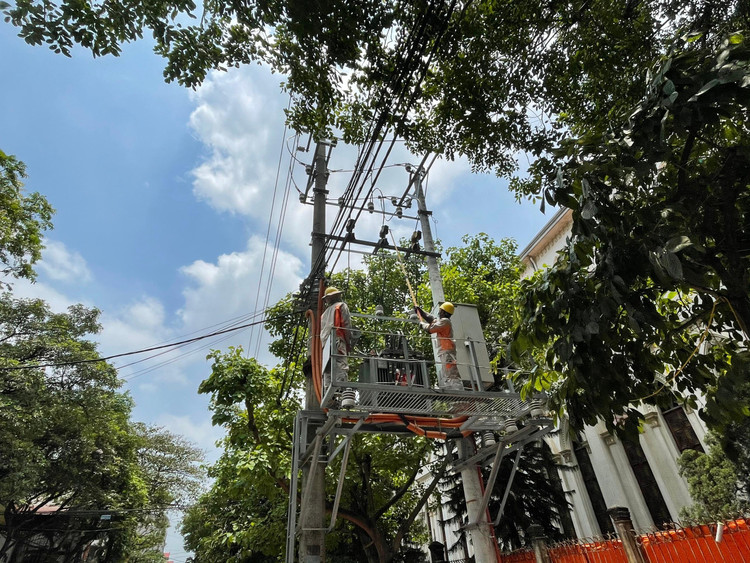 4 tháng đầu năm 2021, EVNNPC thực hiện đạt 24.165,39 Tr.kWh, tăng 10,92% so với cùng kỳ