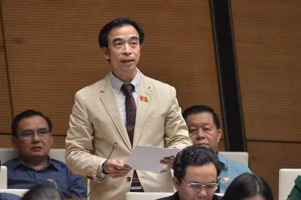 Hội đồng Bầu cử quốc gia quyết nghị rút tên ông Nguyễn Quang Tuấn, Giám đốc Bệnh viện Bạch Mai ra khỏi danh sách ứng cử đại biểu Quốc hội Khóa XV