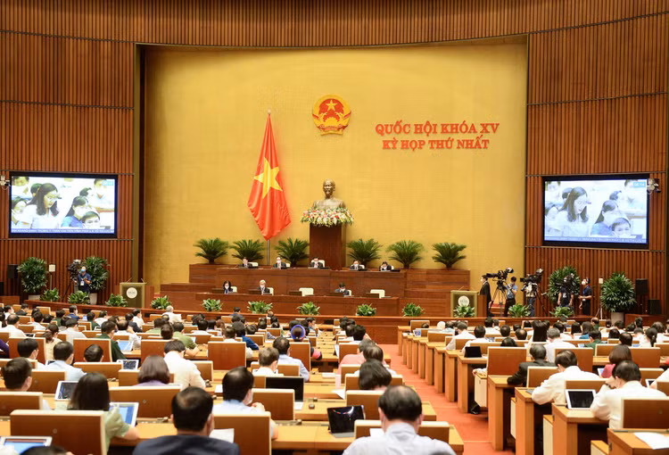 Quốc hội thông qua chỉ tiêu tăng trưởng 6,5-7% cho 5 năm 2021-2025