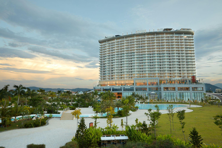 Khách sạn Mikazuki thuộc Khu nghỉ dưỡng và giải trí cao cấp Da Nang Mikazuki