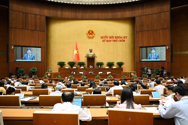 Quang cảnh kỳ họp