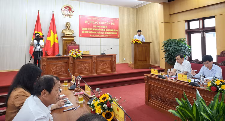 Họp báo thông tin Lễ công bố Quy hoạch tỉnh Quảng Ngãi và các sự kiện liên quan chiều 12/12