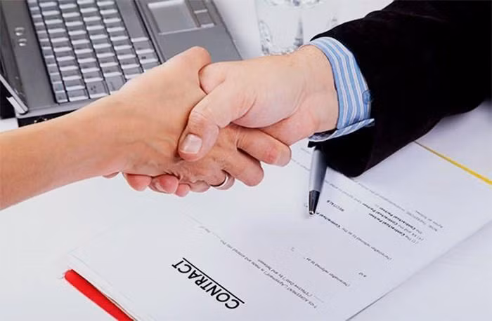 Việc thưởng - phạt hợp đồng thi công xây dựng một cách nghiêm minh, công tâm còn có ý nghĩa khích lệ nhà thầu, nhà đầu tư làm tốt. Ảnh chỉ mang tính minh họa. Nguồn Internet