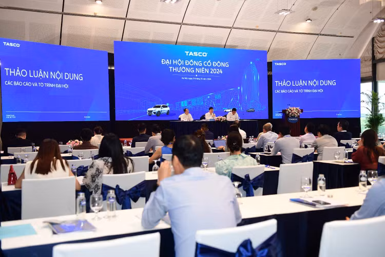 Đại hội đồng cổ đông Công ty CP Tasco đã thông qua phương án chào bán cho cổ đông hiện hữu theo tỷ lệ 5:1 để tăng vốn điều lệ thêm 1.785 tỷ đồng