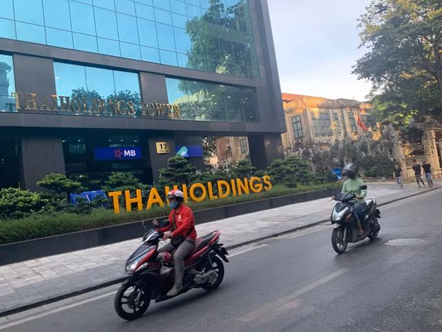 Thaiholdings dự
kiến dùng 2.950 tỷ đồng sau khi tăng vốn điều lệ để mua 59% vốn điều lệ của
Công ty cổ phần Tập đoàn ThaiGroup.