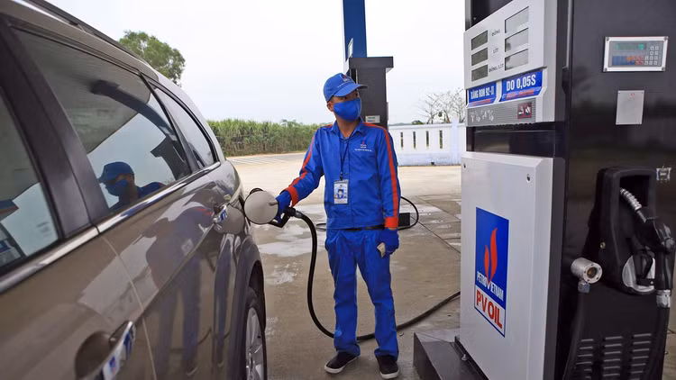 Ngày 11/5, giá xăng trong nước được dự báo tiếp tục giảm. Ảnh chỉ mang tính minh họa. Nguồn Internet