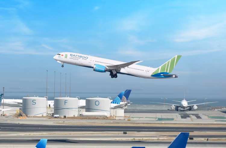 Việt Nam dỡ bỏ hạn chế, mở lại các đường bay quốc tế từ ngày 15/2.