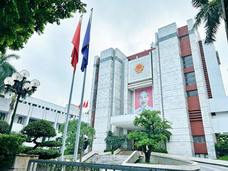 Hà Nội phân công 6 Phó Chủ tịch UBND thành phố phụ trách 126 xã, phường mới