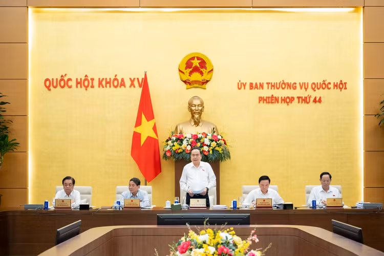 Ủy ban Thường vụ Quốc hội điều chỉnh chương trình lập pháp năm 2025 của Quốc hội