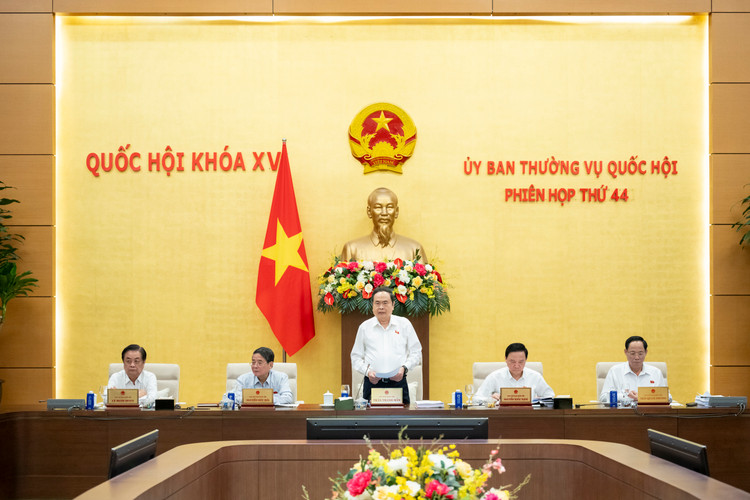 Ủy ban Thường vụ Quốc hội điều chỉnh chương trình lập pháp năm 2025 của Quốc hội