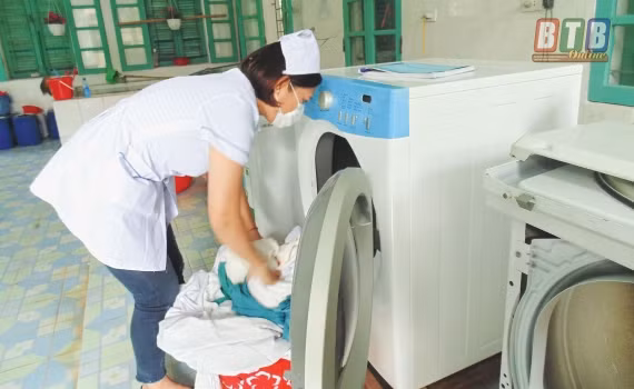 Hai nhà thầu (xếp thứ nhất và thứ 2) có văn bản từ chối ký kết và thương thảo hợp đồng dẫn tới bên mời thầu phải hủy thầu. Ảnh minh họa